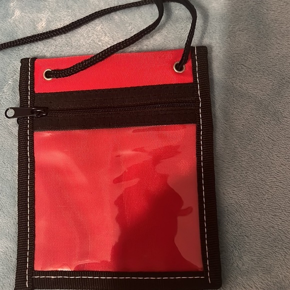 Undercover Neck Wallet - Picture 6 of 16